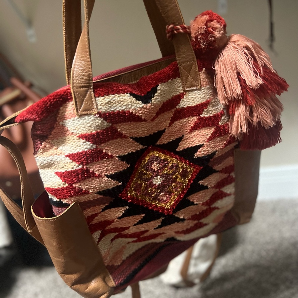 Leather  weekend bag